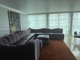 5055 Collins Ave #5C - Photo 4 of 38