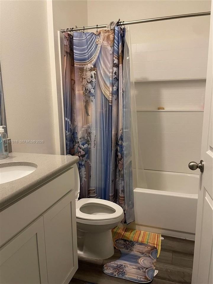 6157 Nw Gatun Dr #0 - Photo 2 of 8