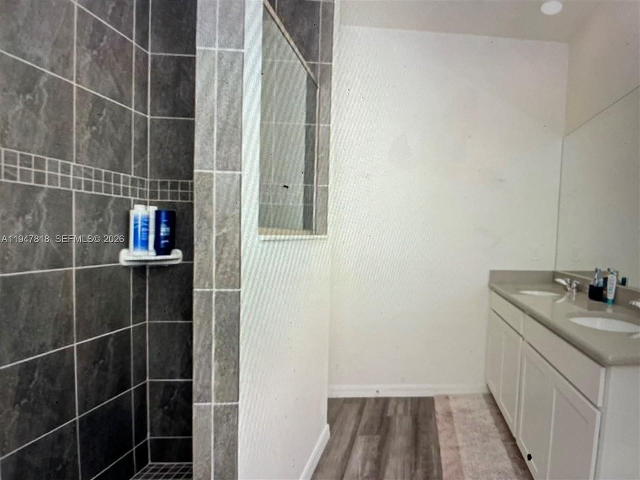 6157 Nw Gatun Dr #0 - Photo 3 of 8