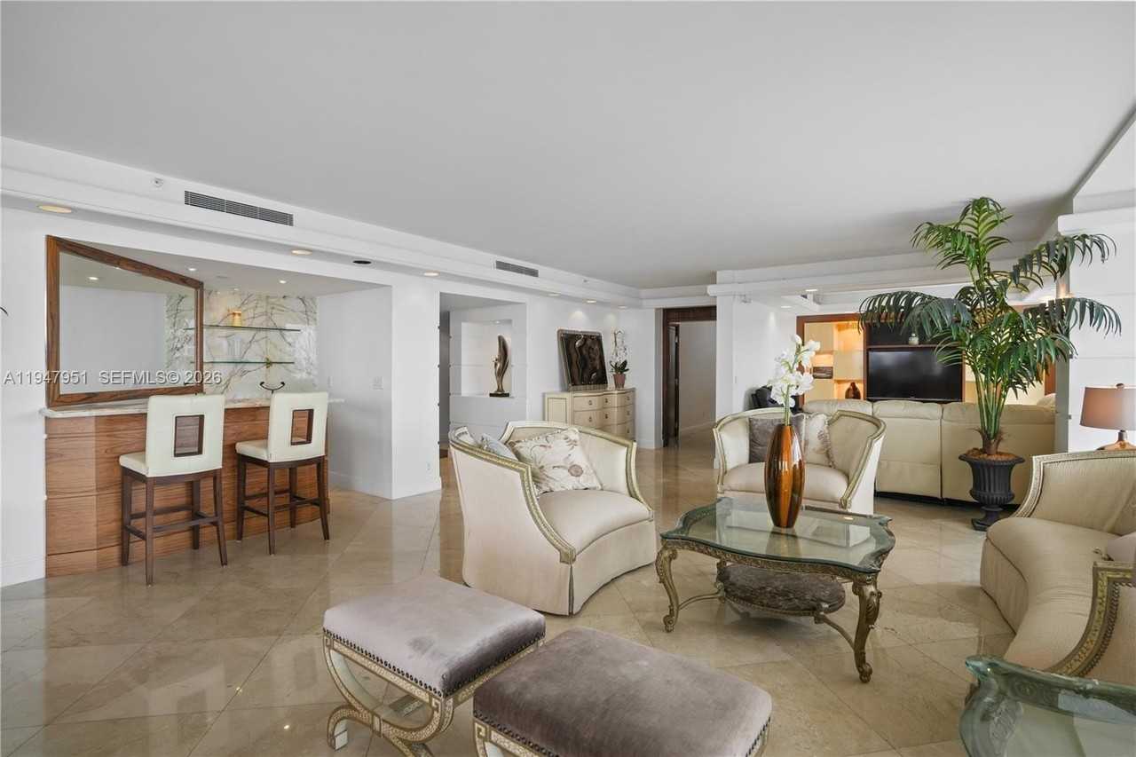 19355 Turnberry Way #25GR - Photo 5 of 50