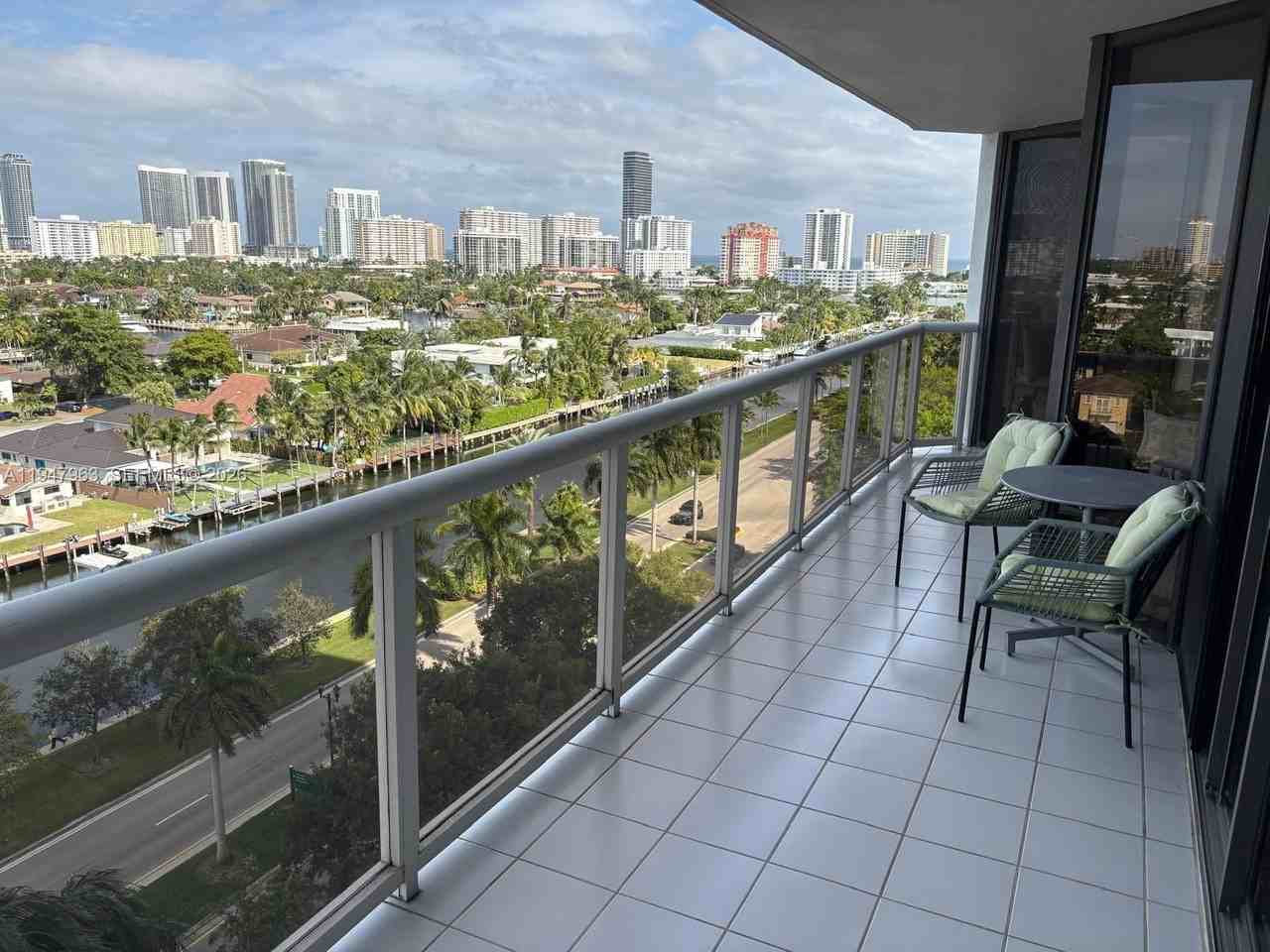 3600 Yacht Club Dr #1001 - Photo 4 of 28