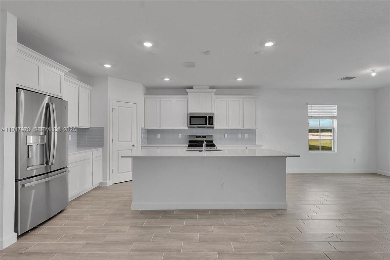 19560 Whispering Creek Rd #19560 - Photo 2 of 19