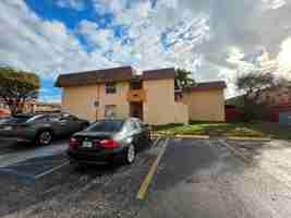 featured image of 810 Sw 129th Pl #206