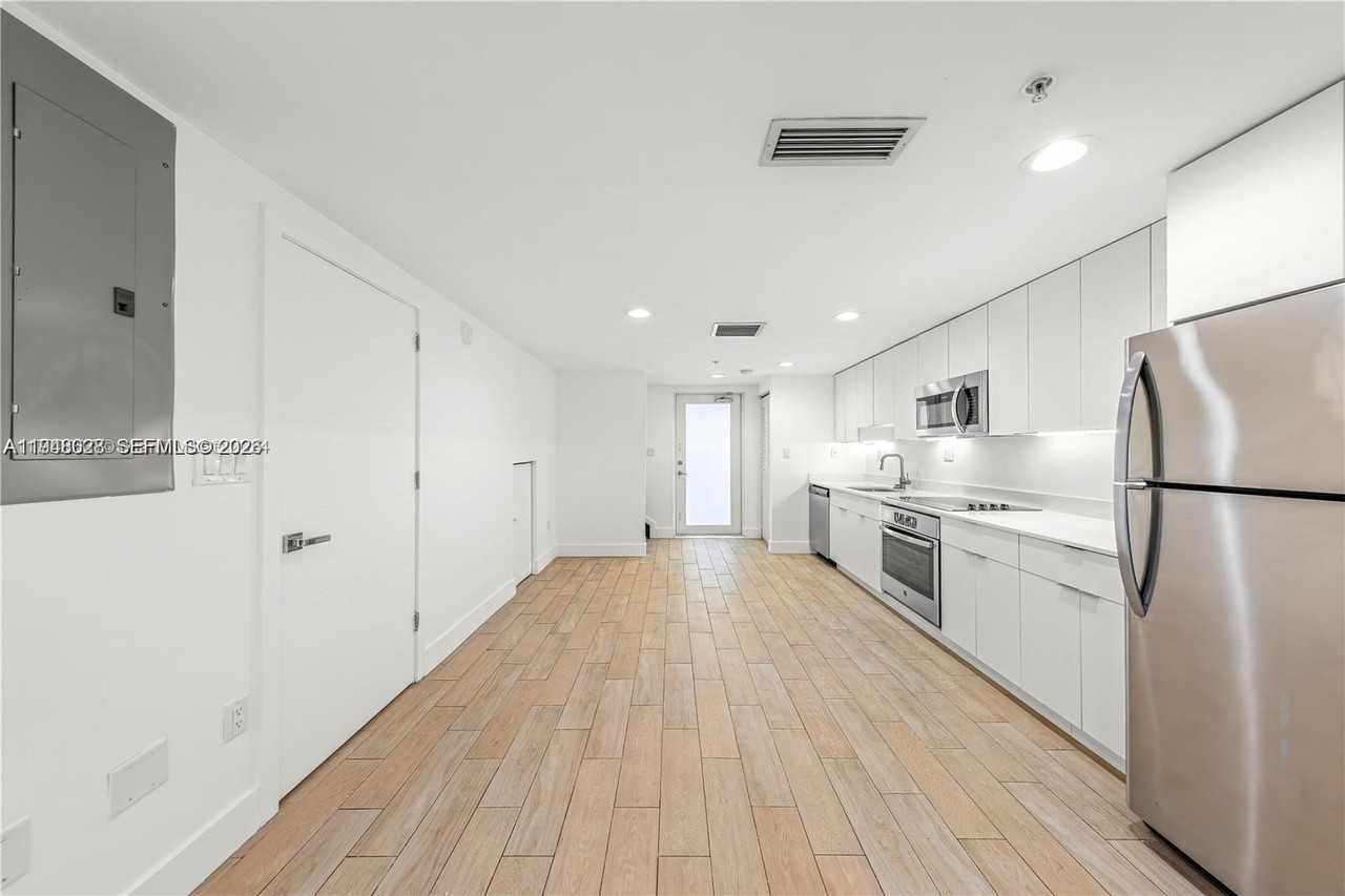 1966 Biarritz Dr #3 - Photo 7 of 14