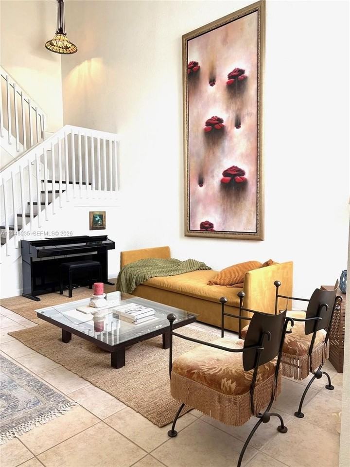 6944 Nw 115th Ct - Photo 4 of 16