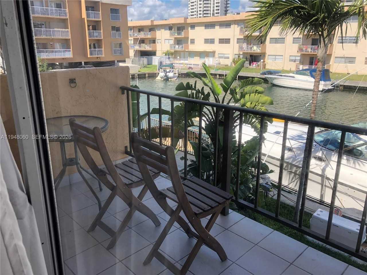 3531 Ne 170th St #204 - Photo 6 of 16