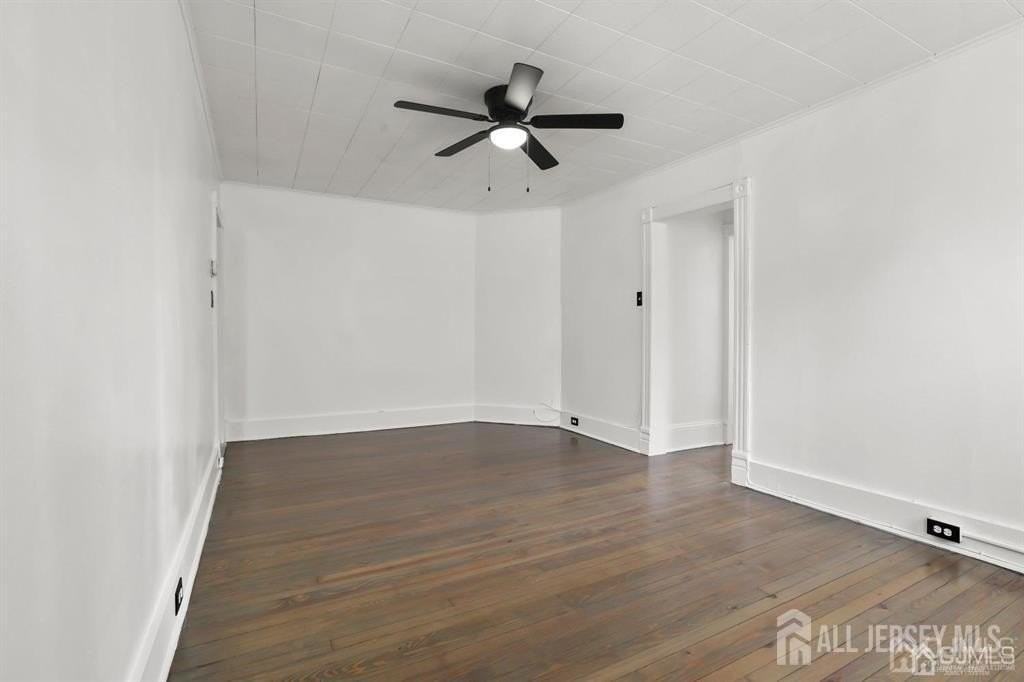 416 Main St #B - Photo 7 of 14