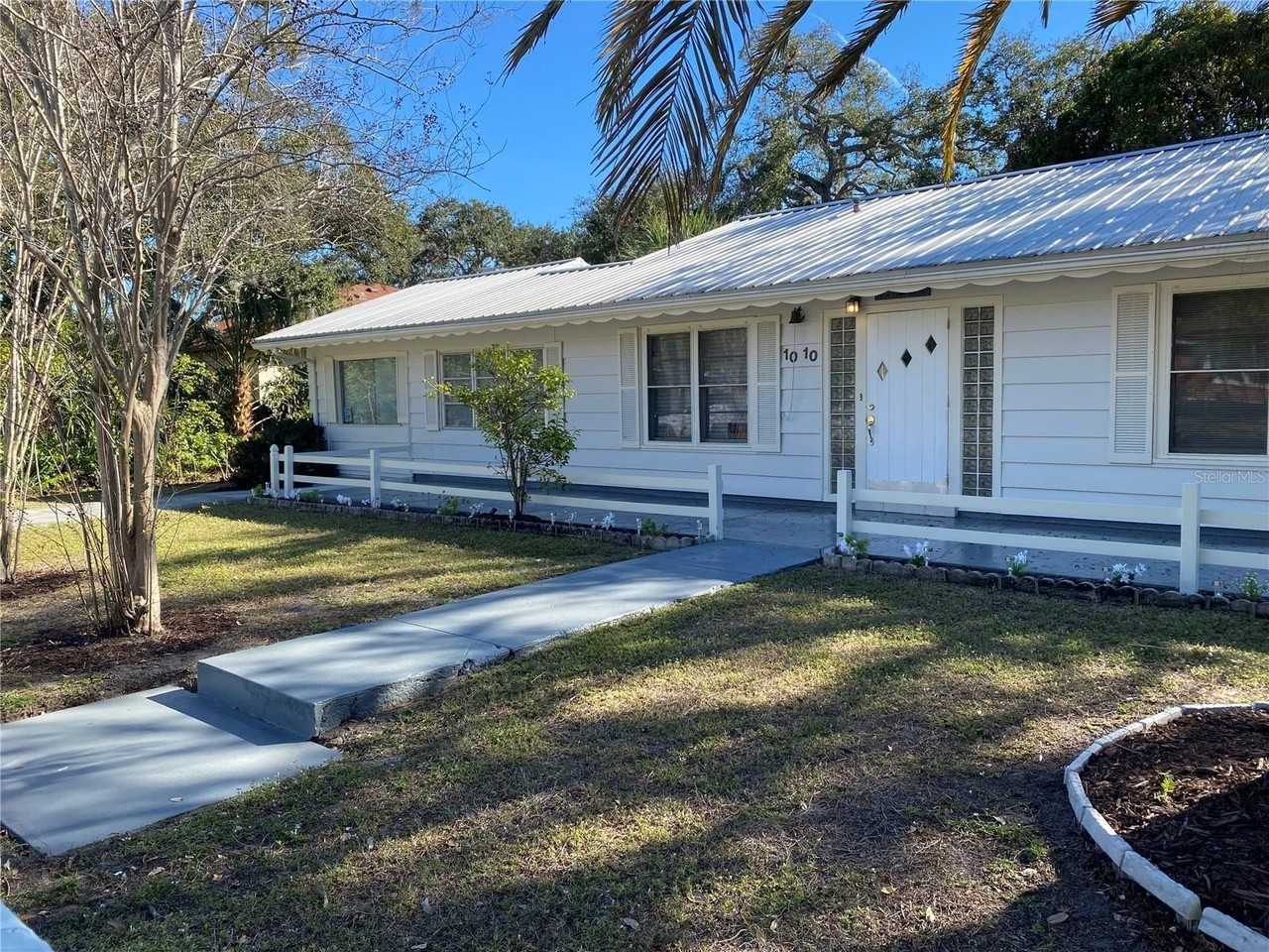 1010 Indian Beach Dr - Photo 2 of 50