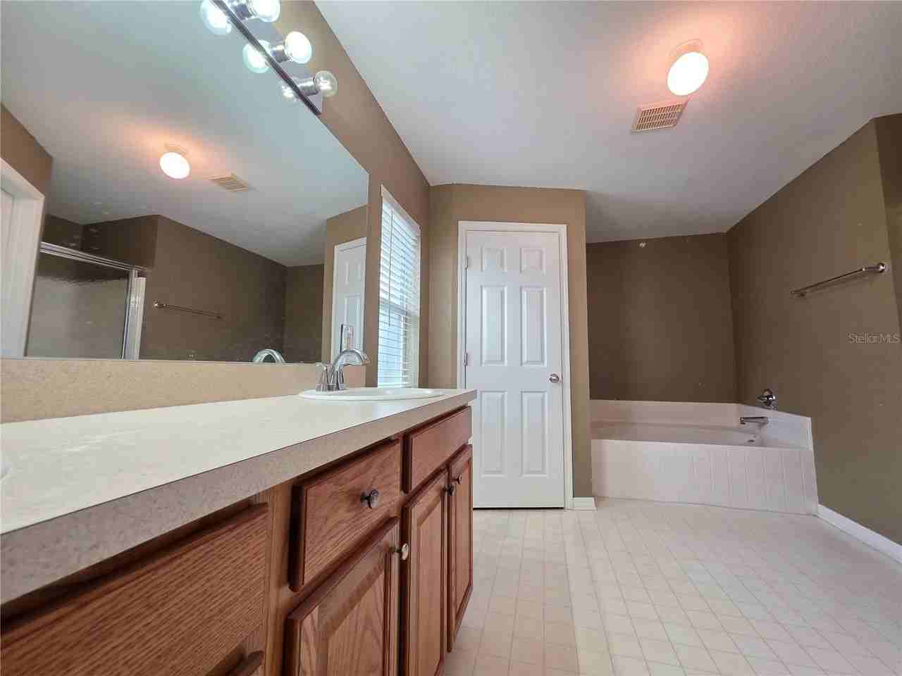 2789 Coolidge Ave - Photo 6 of 21