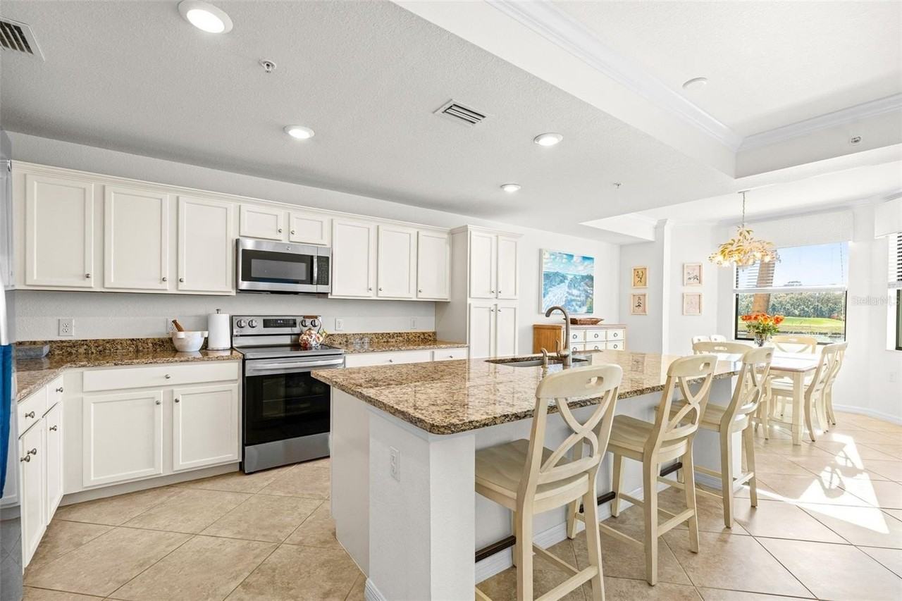 16904 Vardon Ter #107 - Photo 6 of 50