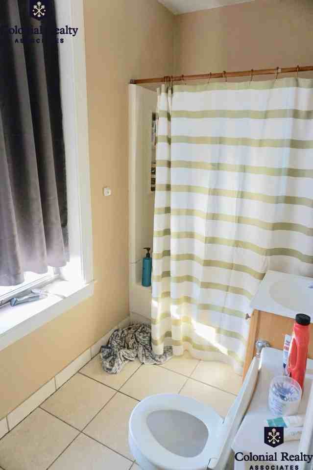 19 Highgate St - Photo 5 of 10