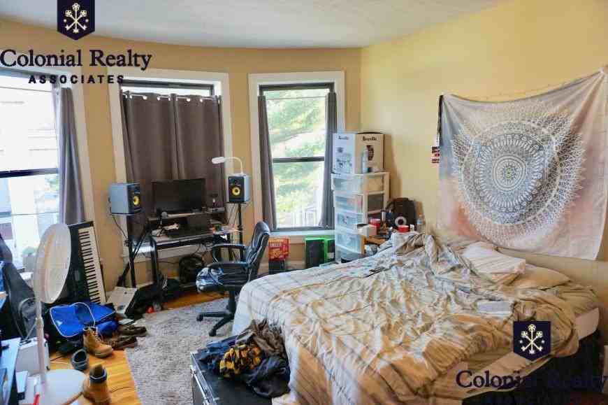 19 Highgate St - Photo 6 of 10