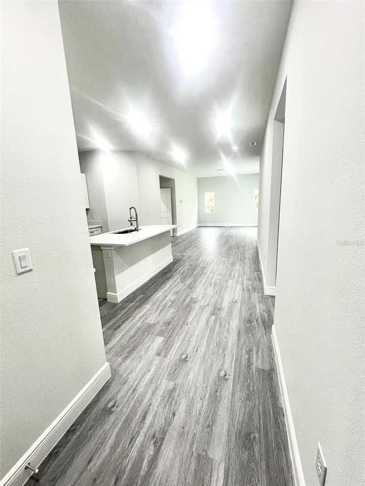 5 Fisher Place Dr - Photo 2 of 32