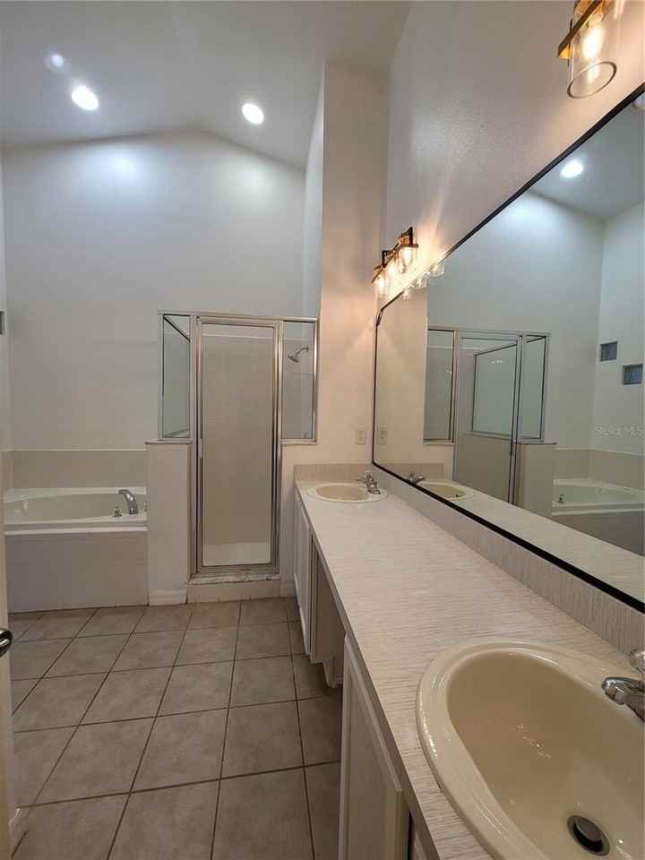 601 Astor Dr - Photo 5 of 6