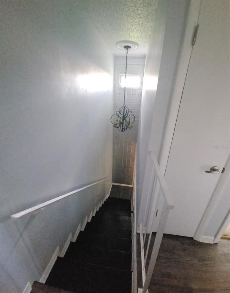 1548 Se 27th St #C - Photo 4 of 9