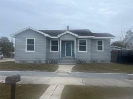 featured image of 2323 W North B St