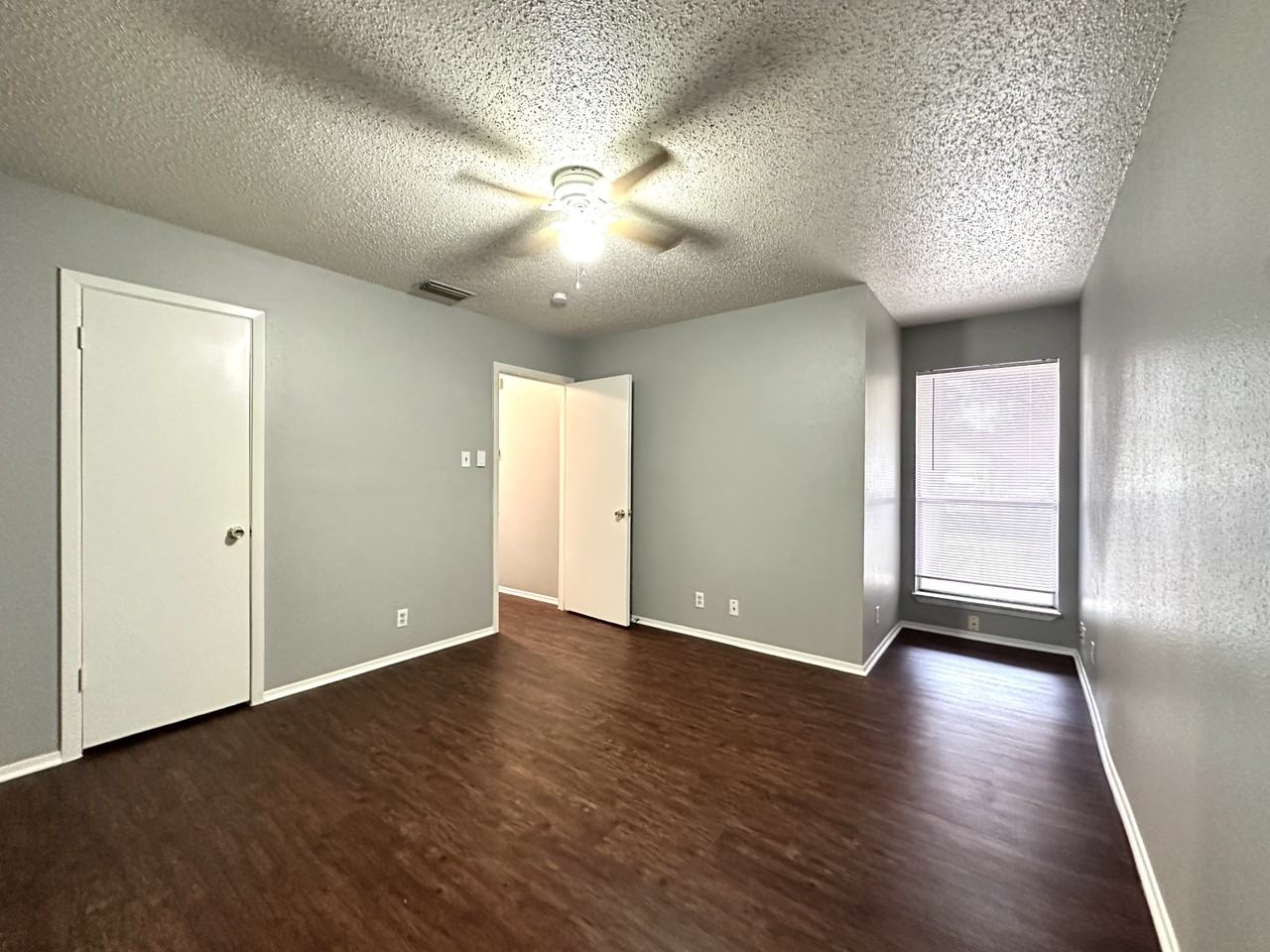 12401 Tree Line Dr #1 - Photo 3 of 11