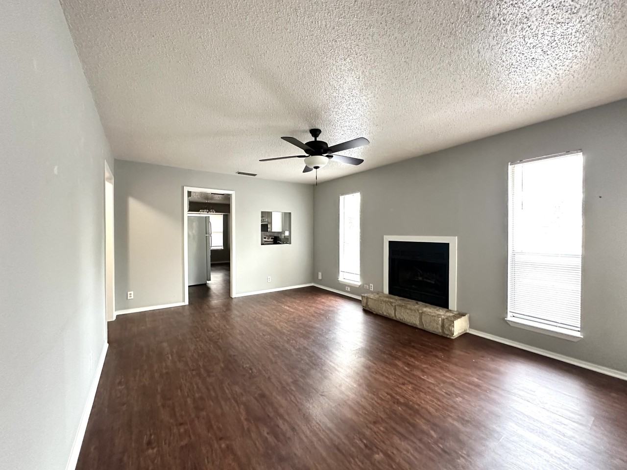 12401 Tree Line Dr #1 - Photo 4 of 11