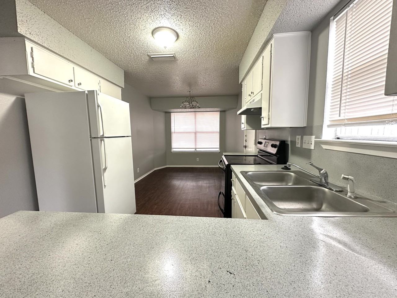 12401 Tree Line Dr #1 - Photo 7 of 11