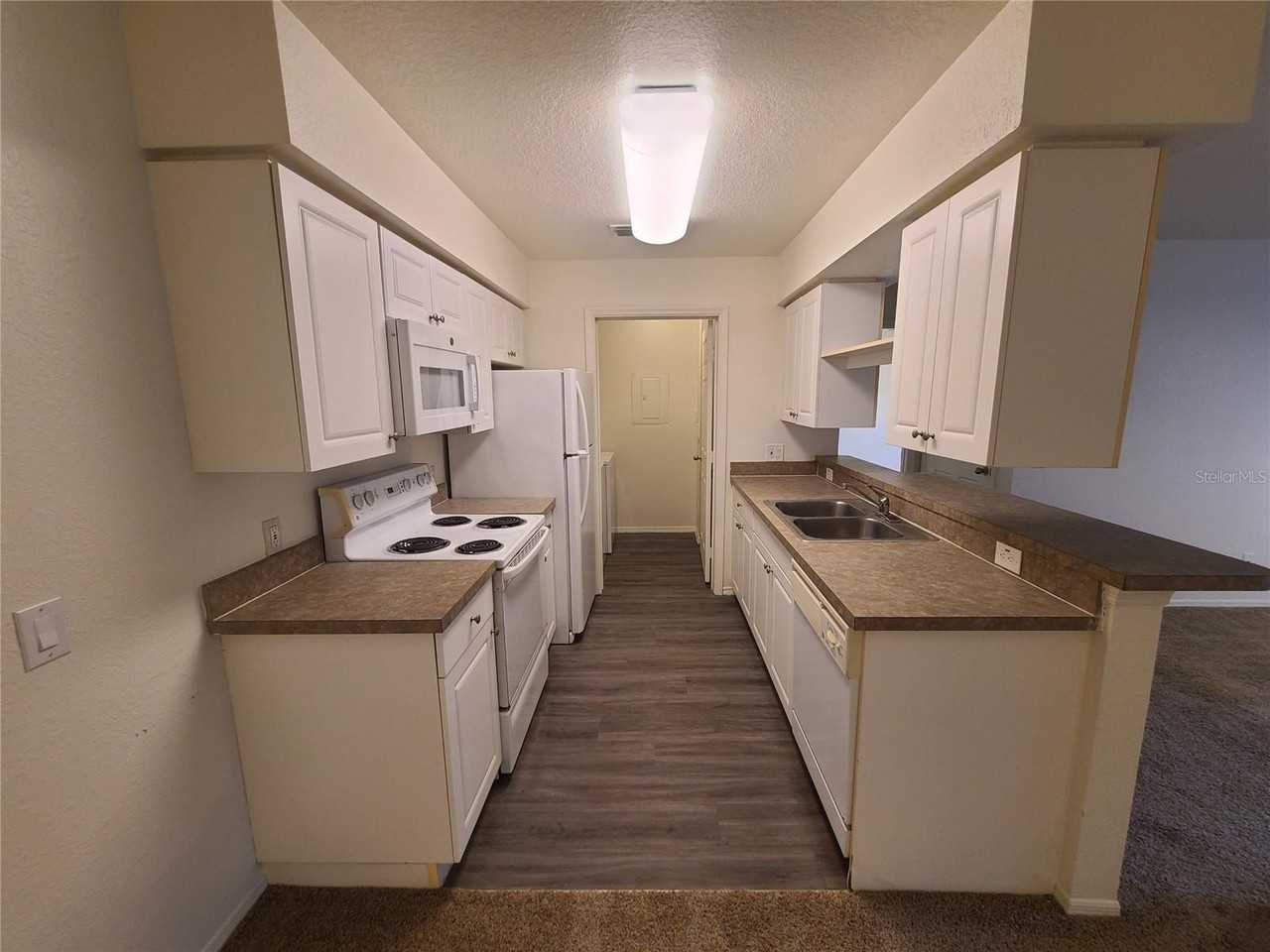 36232 Misty Oaks Dr #103 - Photo 7 of 48