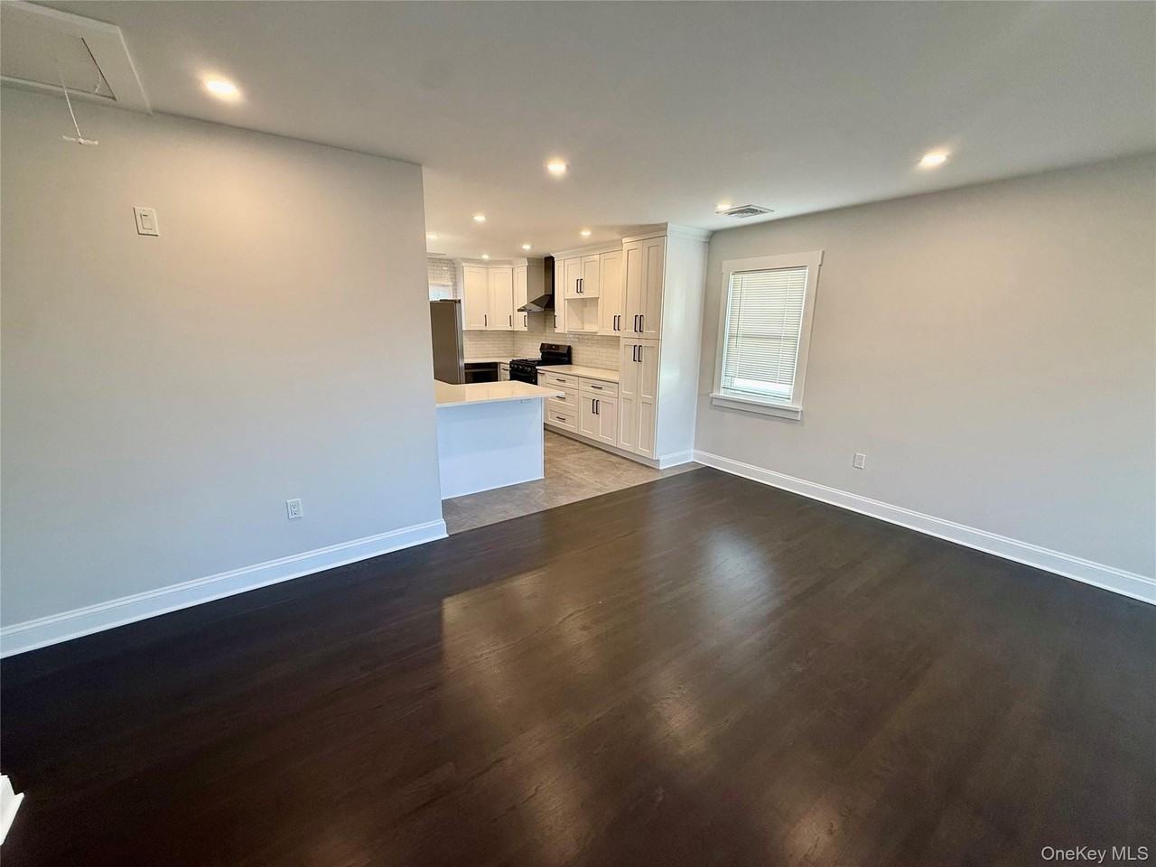 80 Claremont Ave - Photo 5 of 18