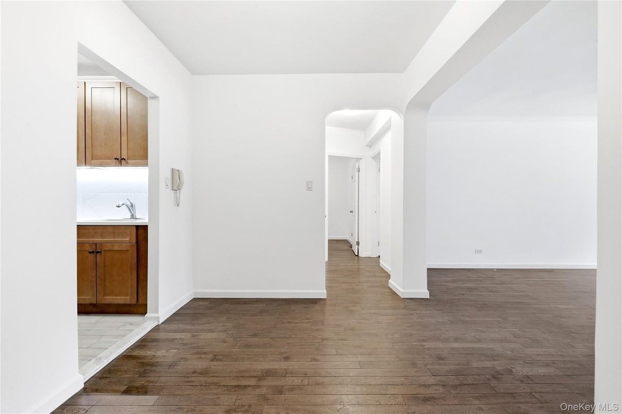 10010 67th Rd Apt 2c #2C - Photo 6 of 25