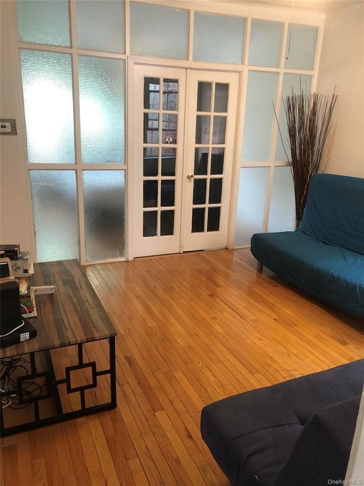 4728 39th St - Photo 2 of 7