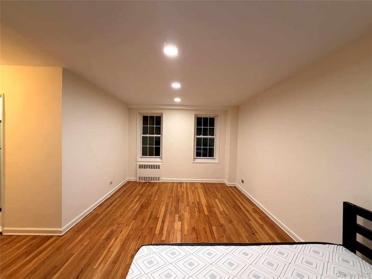 14018 Burden Cres Apt 310 #310 - Photo 7 of 18