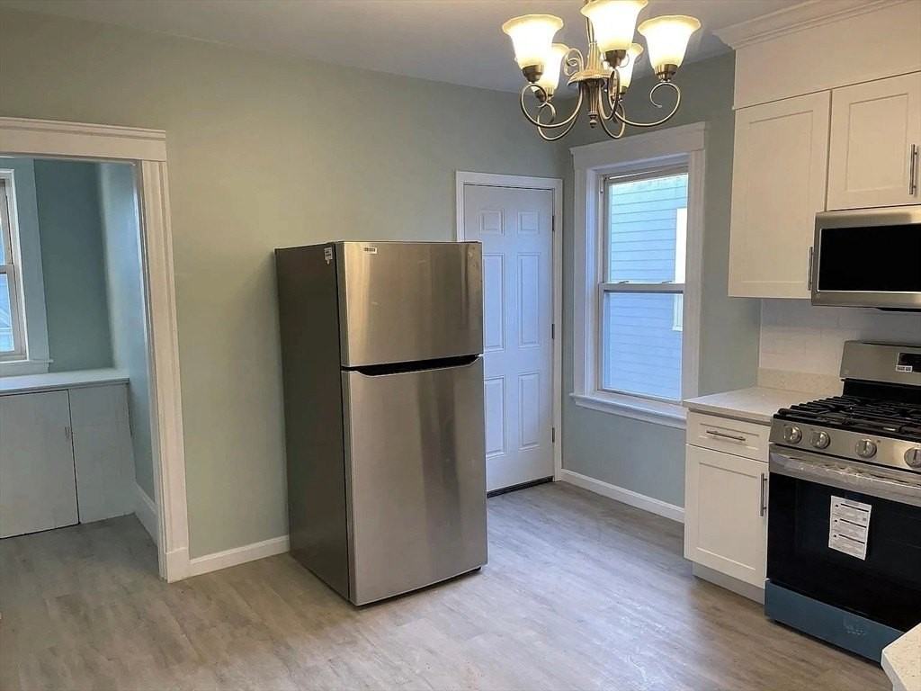 8 Mallard Ave Apt 3 #3 - Photo 3 of 14