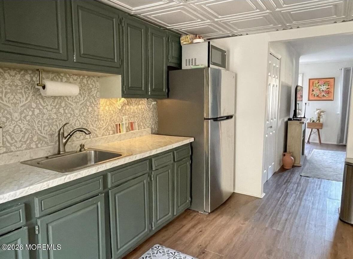 227 Shore Dr Unit B #B - Photo 2 of 10