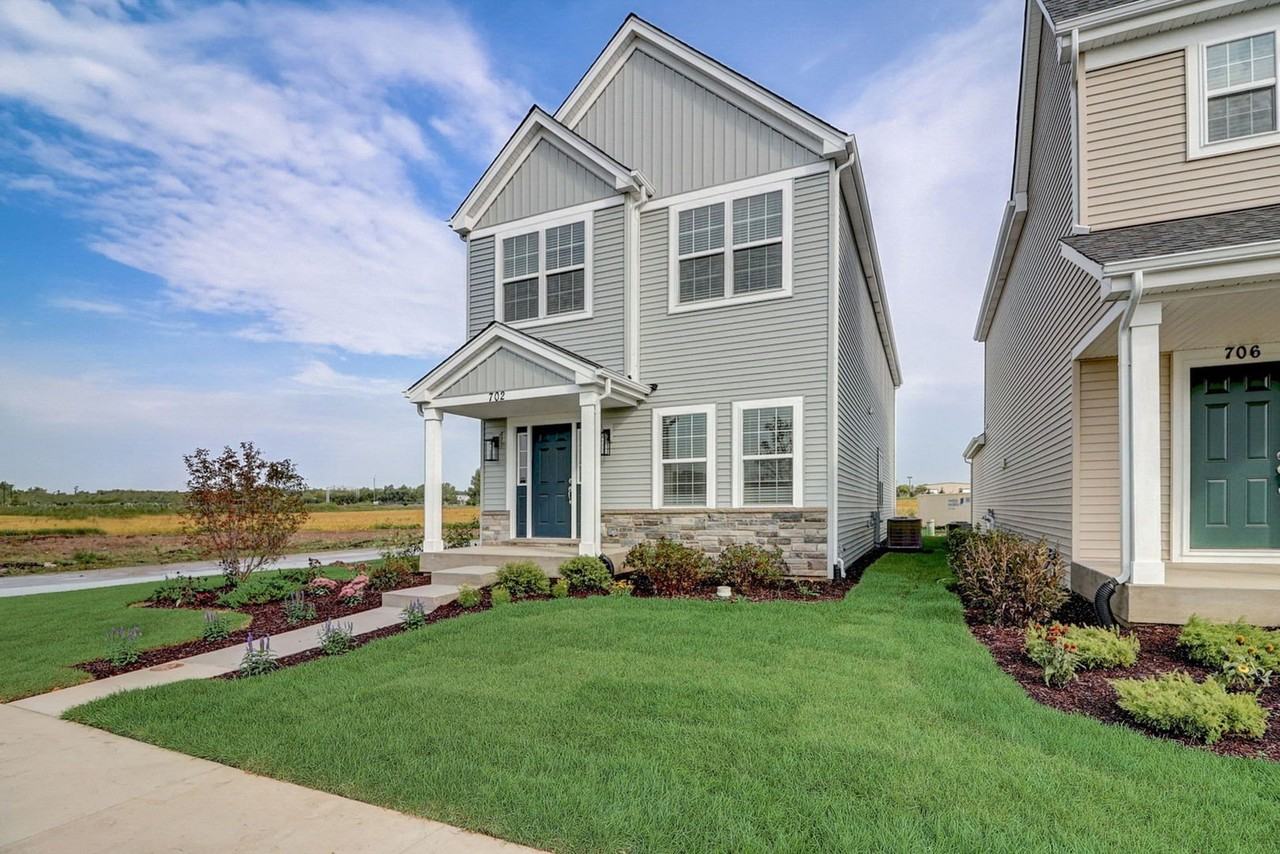 702 Station Blvd - Photo 2 of 50