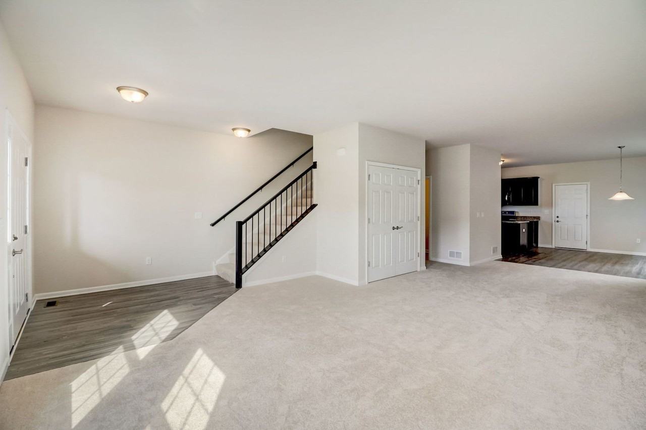 702 Station Blvd - Photo 3 of 50