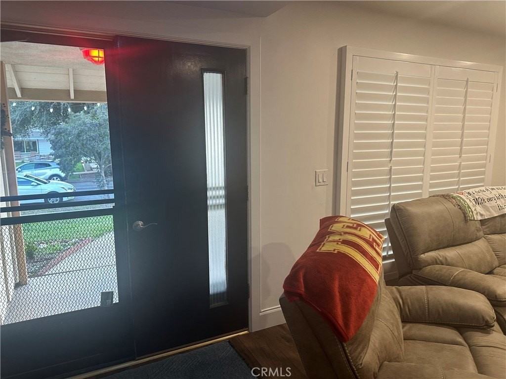 9370 Somerset Dr - Photo 6 of 24