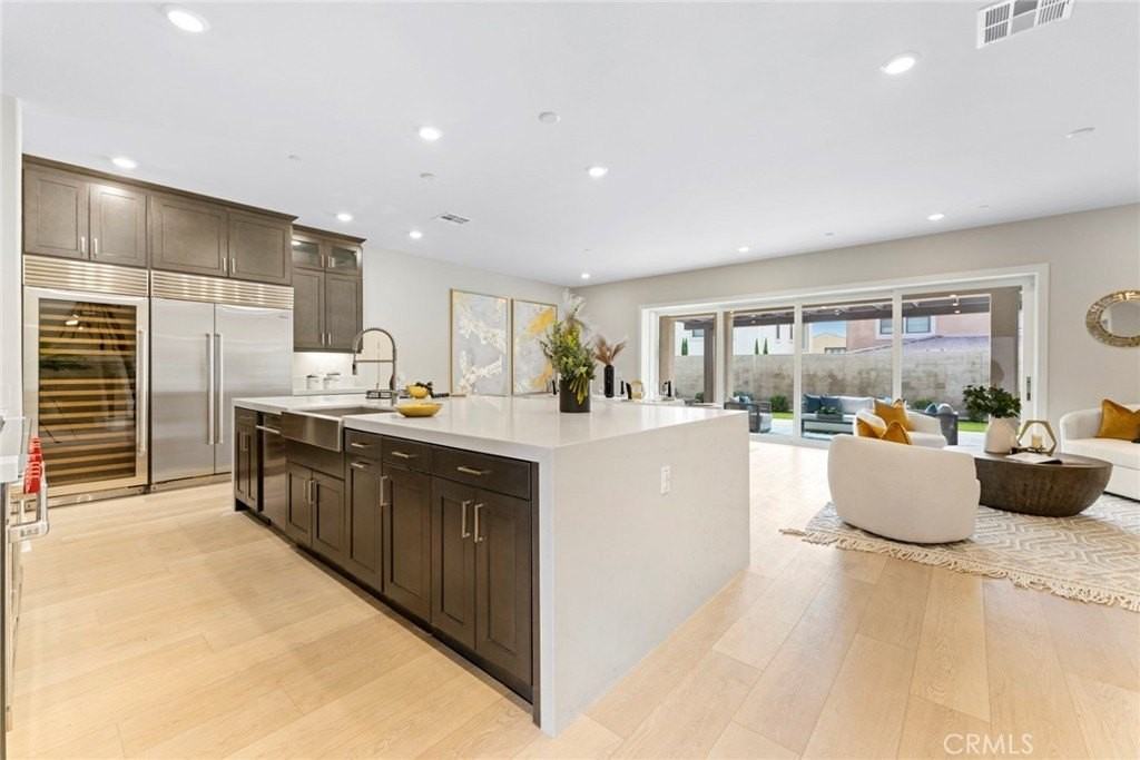 62 Claudius Ct - Photo 3 of 41