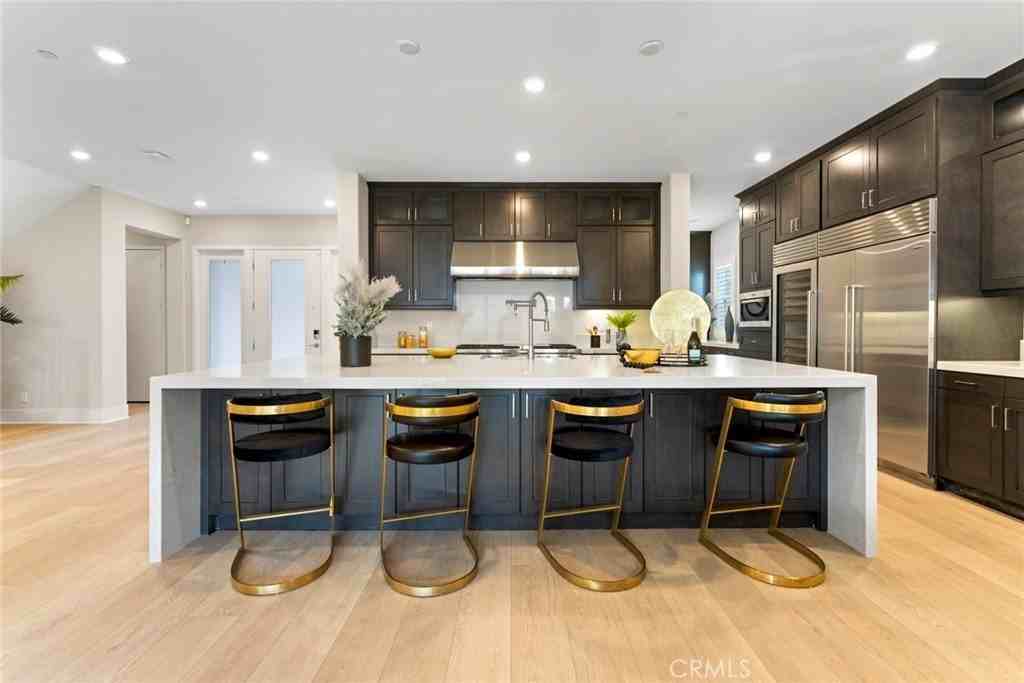 62 Claudius Ct - Photo 6 of 41