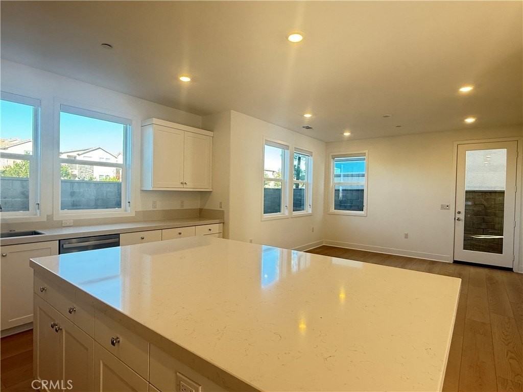 313 Proctor - Photo 5 of 24