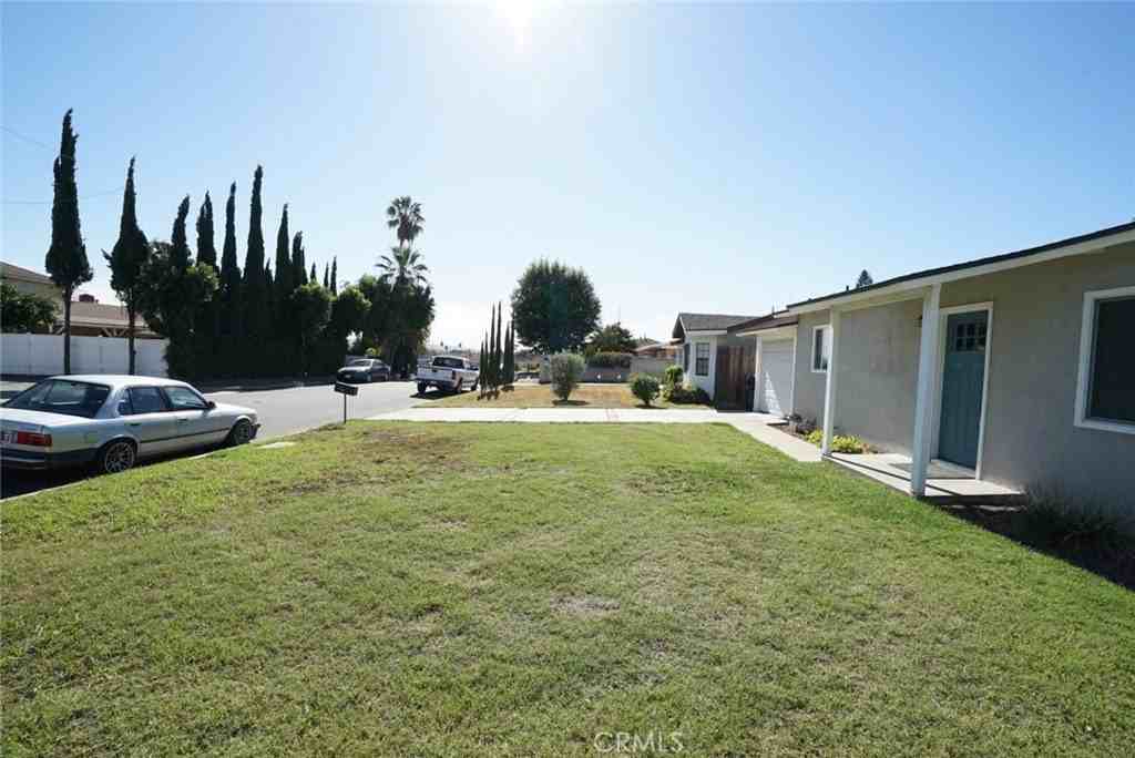 2561 El Toro Rd - Photo 3 of 26