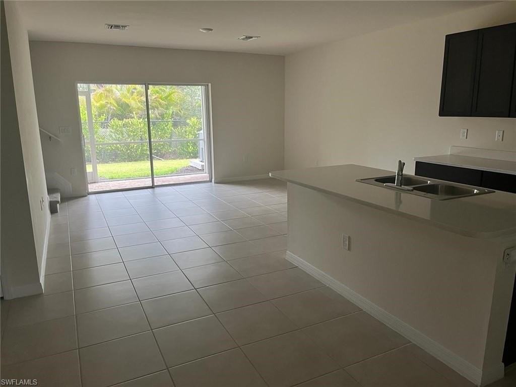 15461 Wildflower Cir - Photo 3 of 7