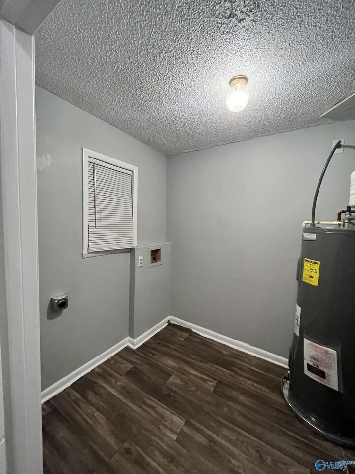 1038 Springfield Ave - Photo 7 of 10