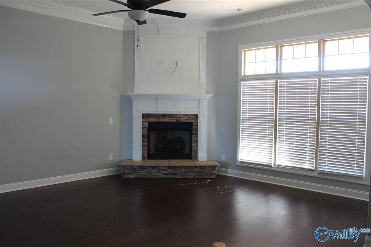 129 Shalerock Dr - Photo 5 of 47