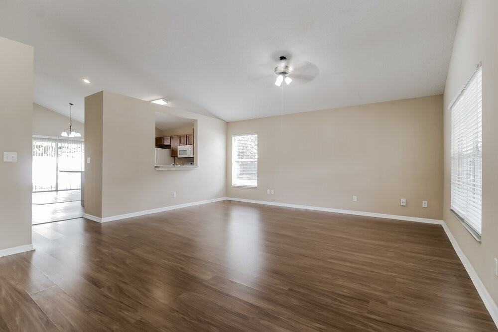 4307 Boca Woods Dr - Photo 3 of 16