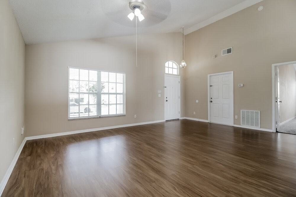 4307 Boca Woods Dr - Photo 4 of 16