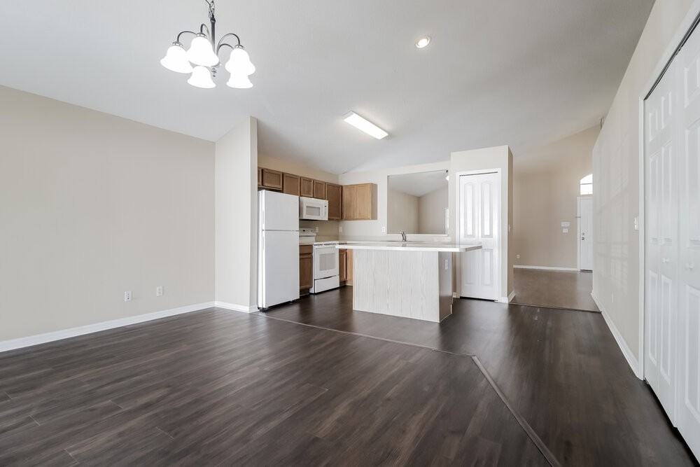 4307 Boca Woods Dr - Photo 6 of 16