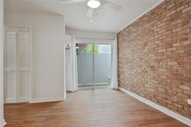 1713 Burgundy St #104 - Photo 6 of 7