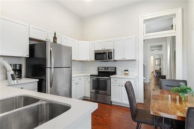 2924 Saint Peter St - Photo 5 of 11