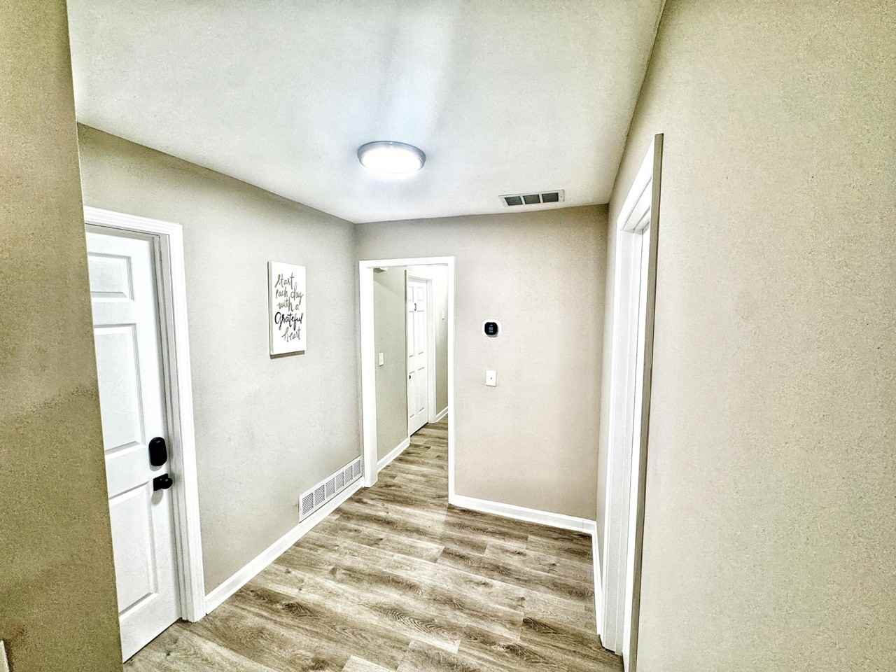 Browns Mill Rd Se - Photo 4 of 10