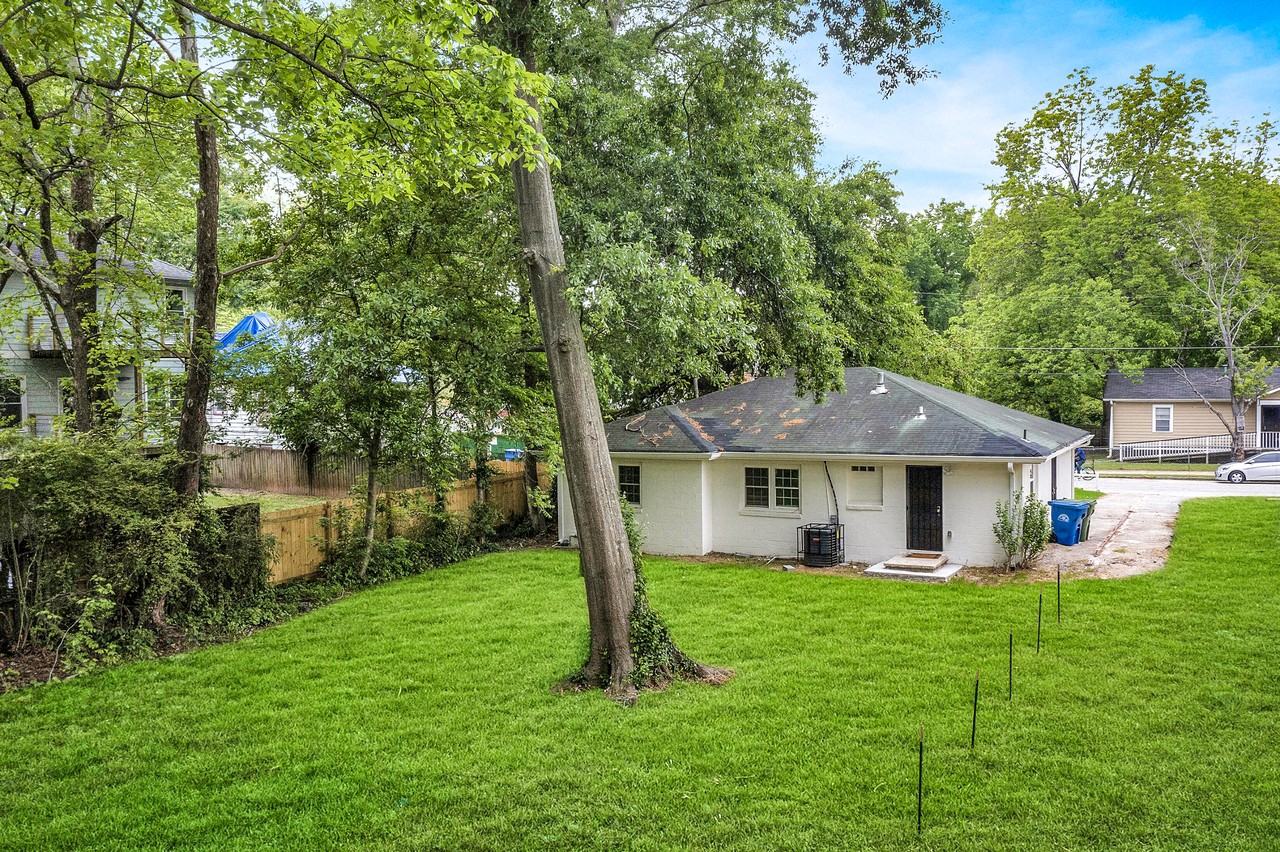 Proctor St Nw - Photo 7 of 20