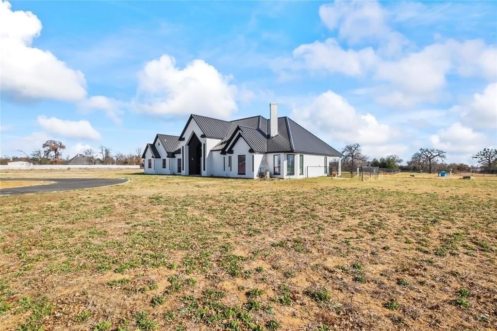 5090 Us Highway 377 S - Photo 3 of 39