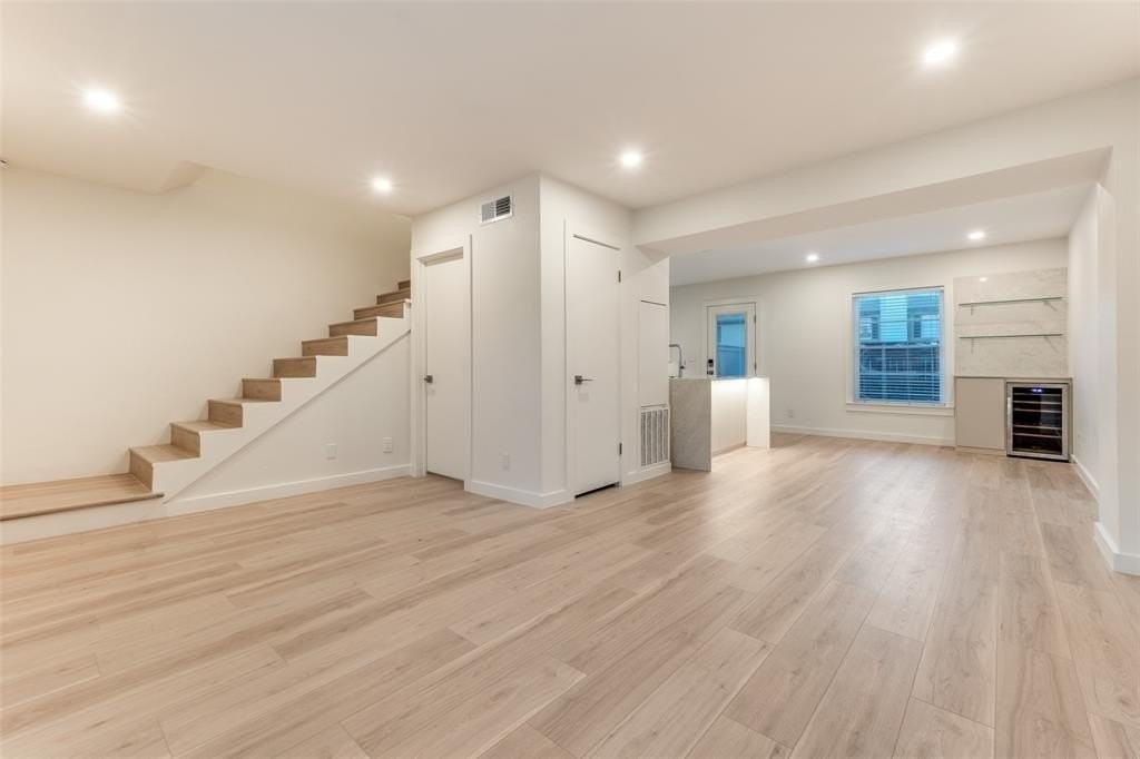 6367 Oriole Dr #6367 - Photo 6 of 25