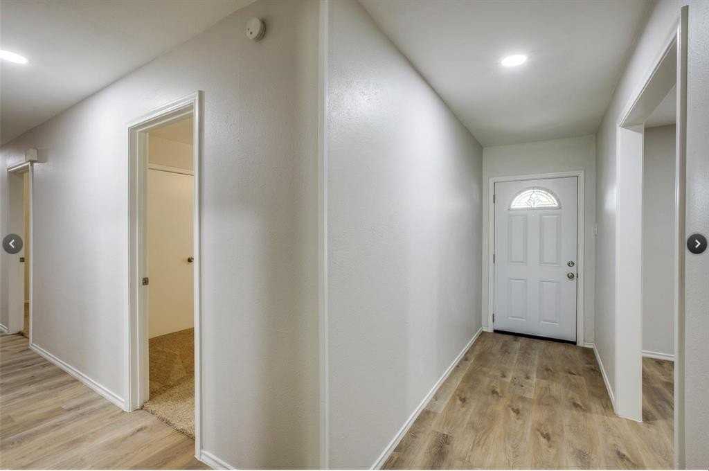 710 Palm Ave - Photo 3 of 19